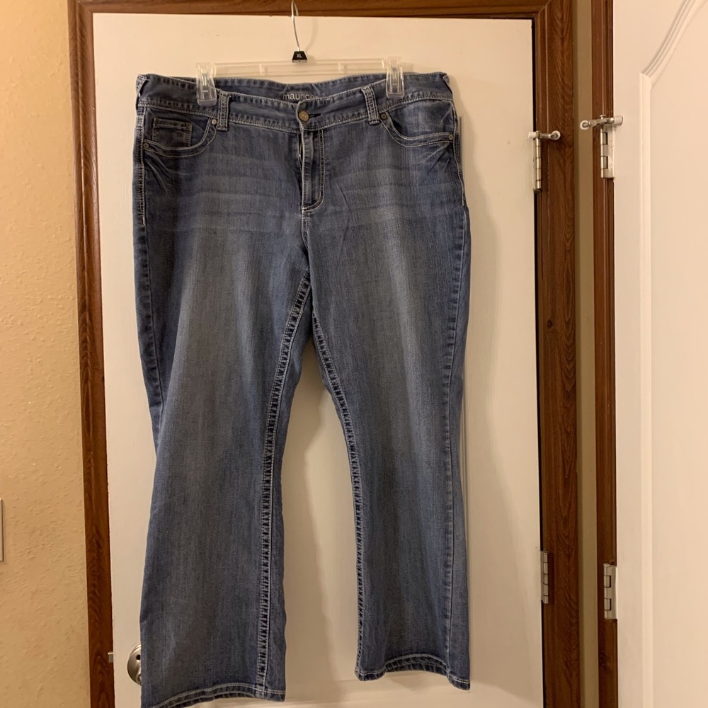 Maurices Boot Cut Jeans. Plus Size 22 Short.
